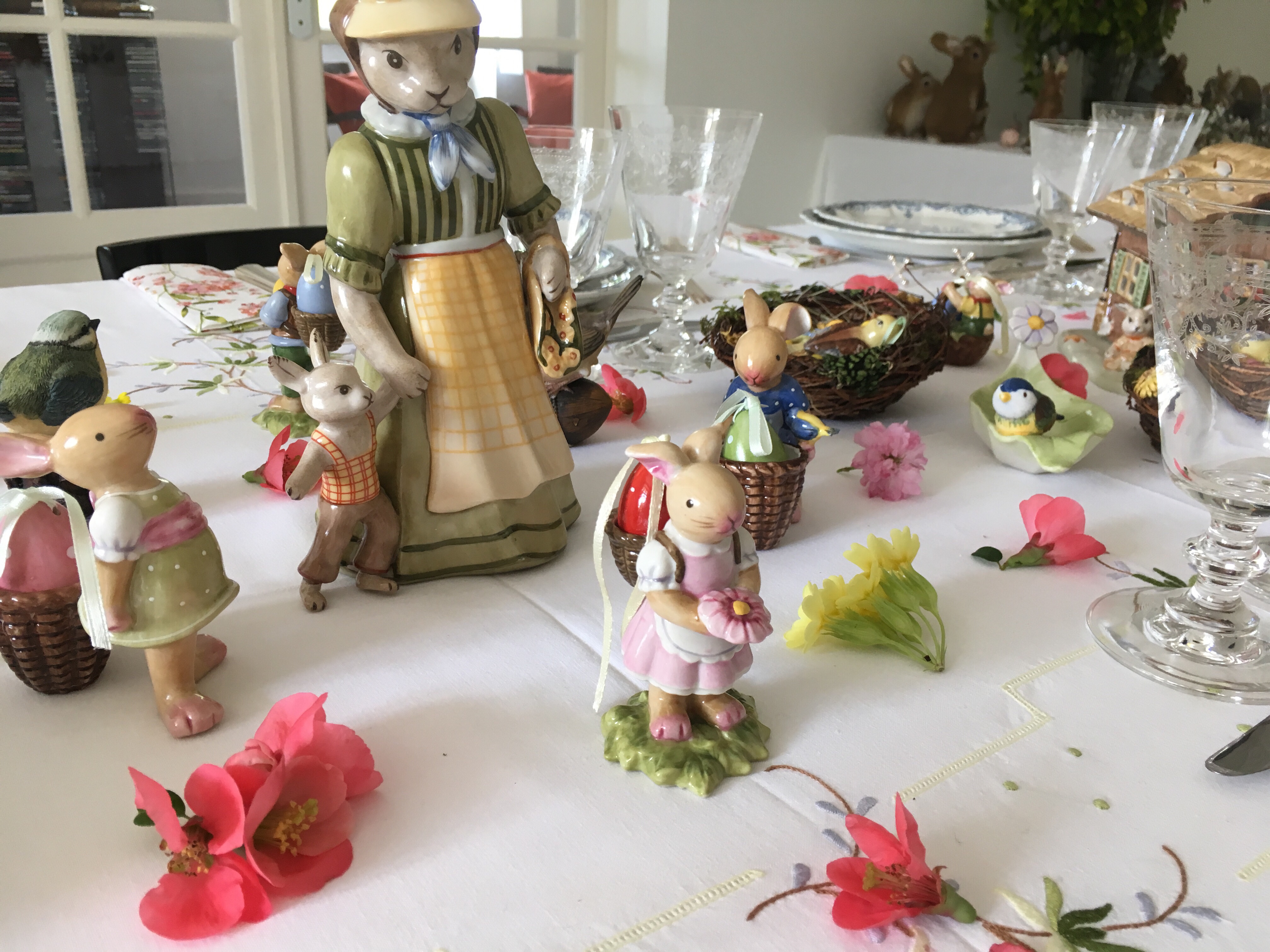 Pretty birds and rabbits celebrating Easter