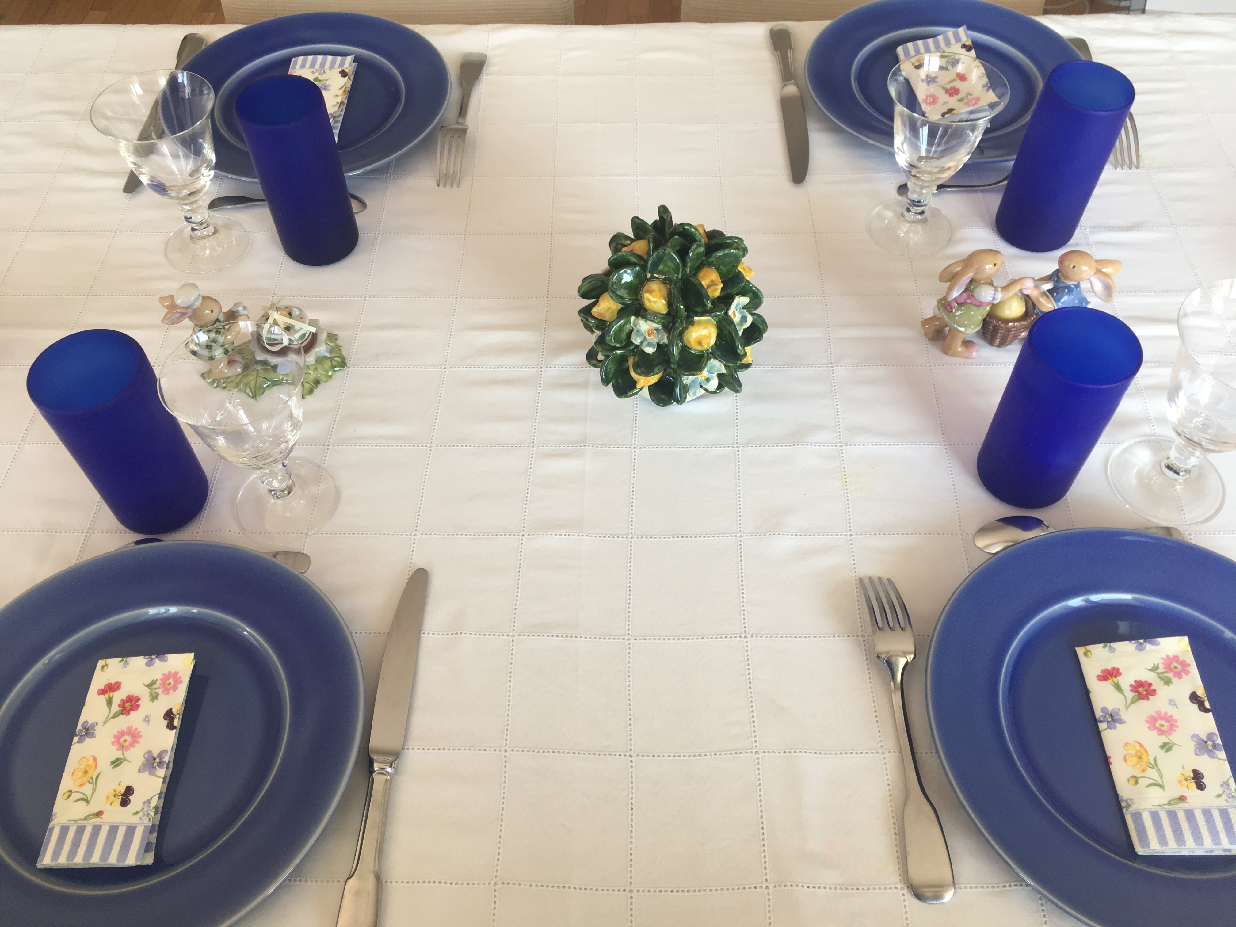 A Spring Easter table