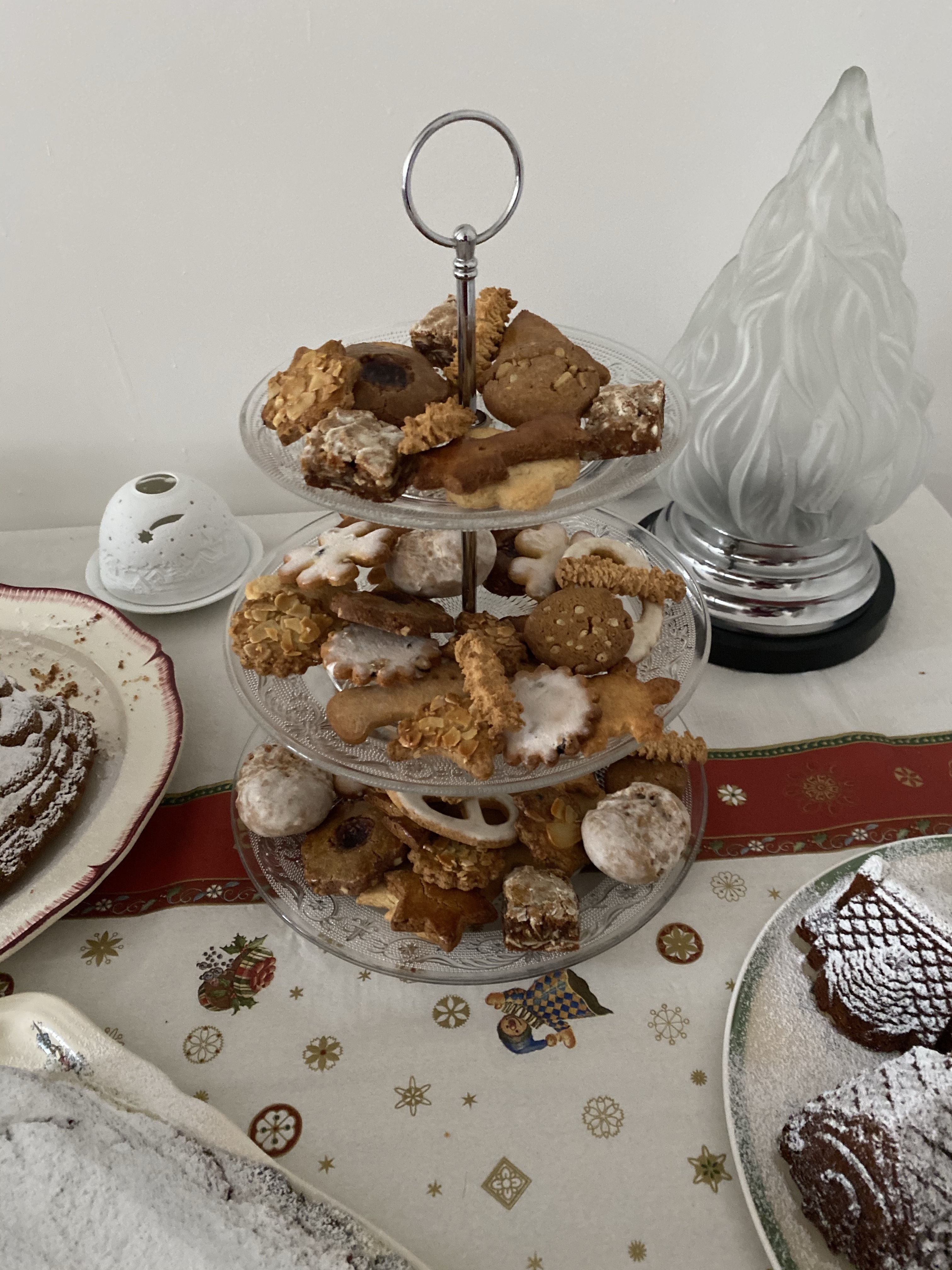 Homemade Alsatian Christmas pastries