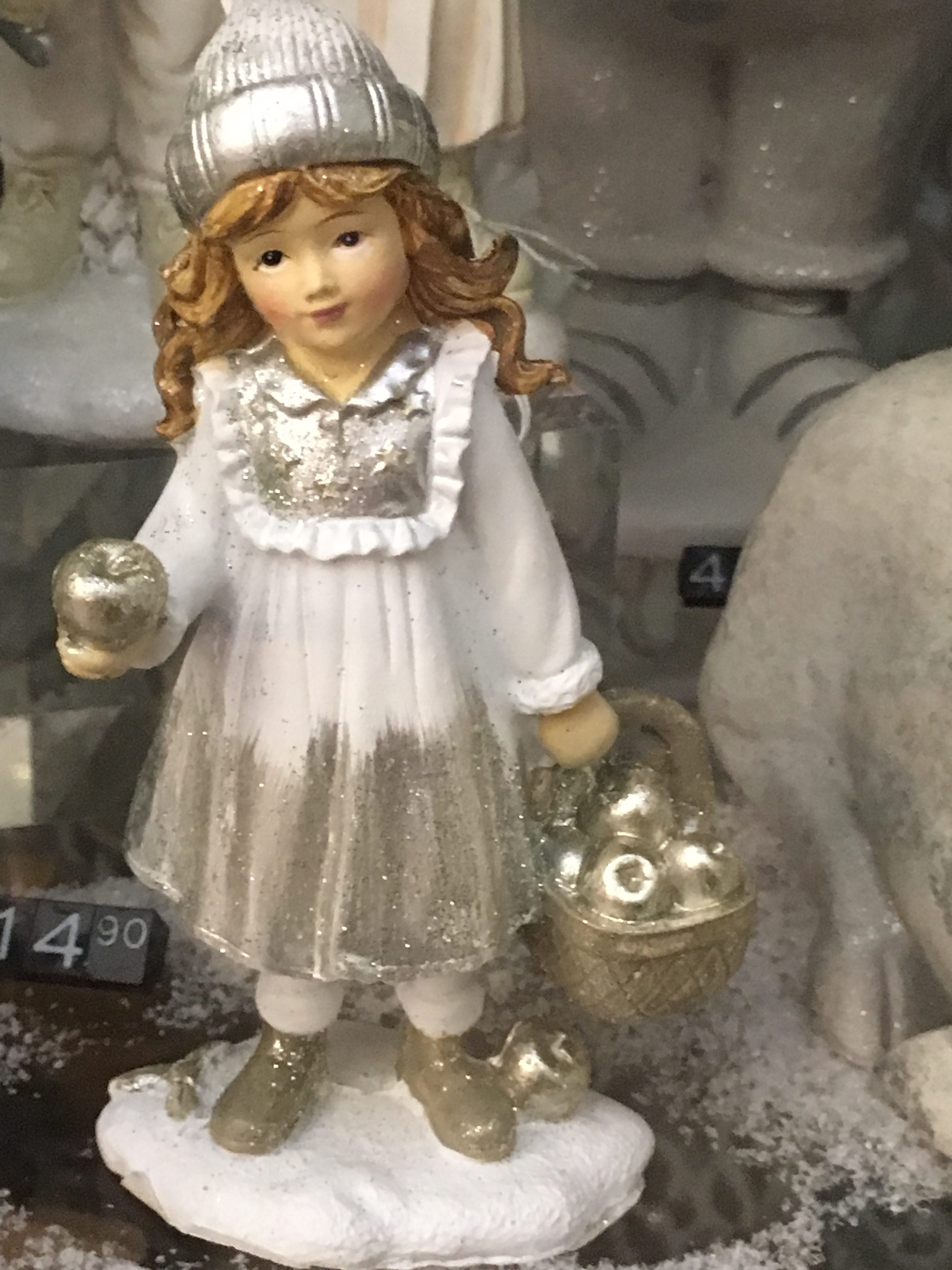 Christmas ornaments in Bâle, Switzerland (2019)