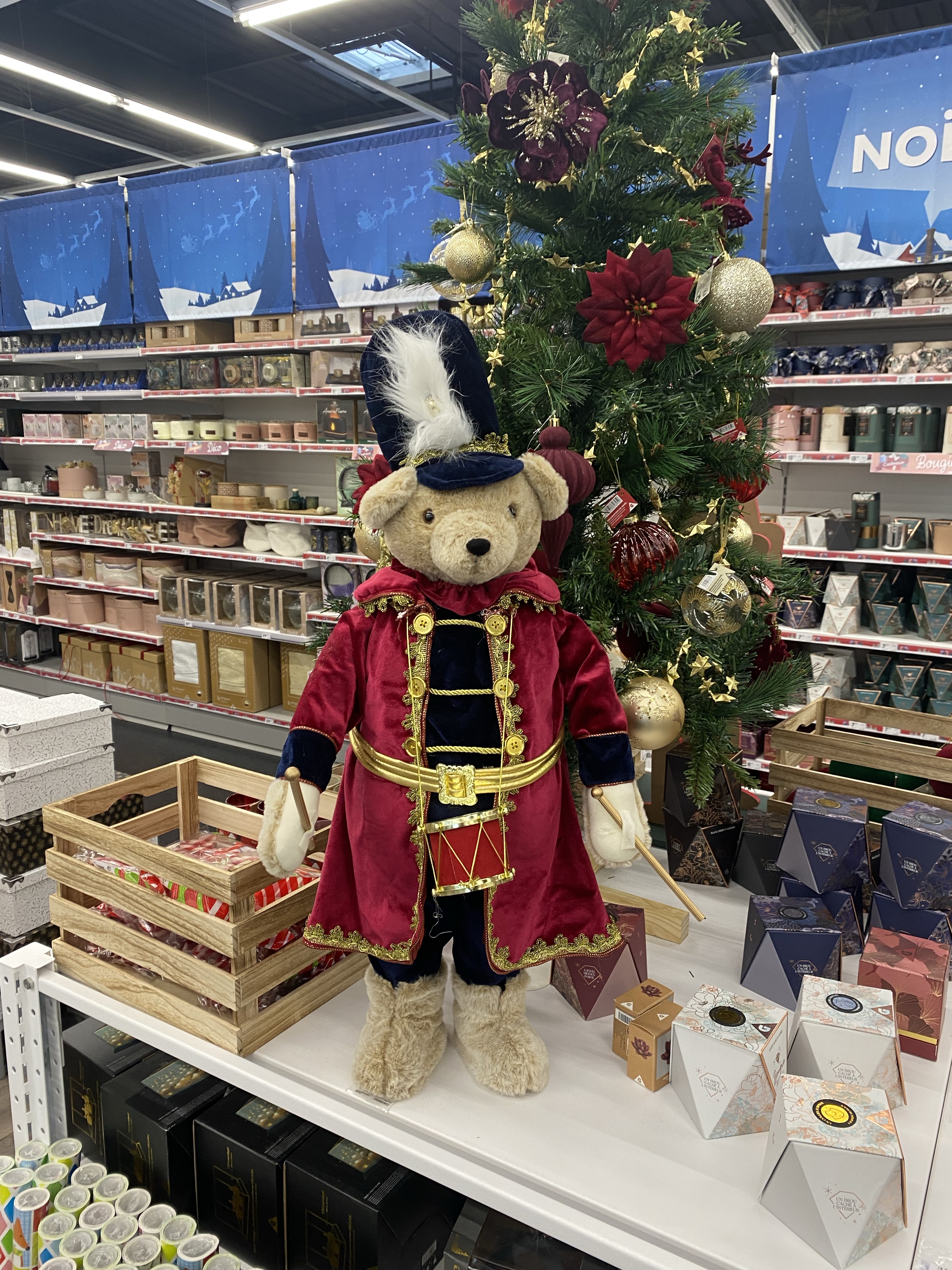 Christmas at the shop “Gifi” in the Jura