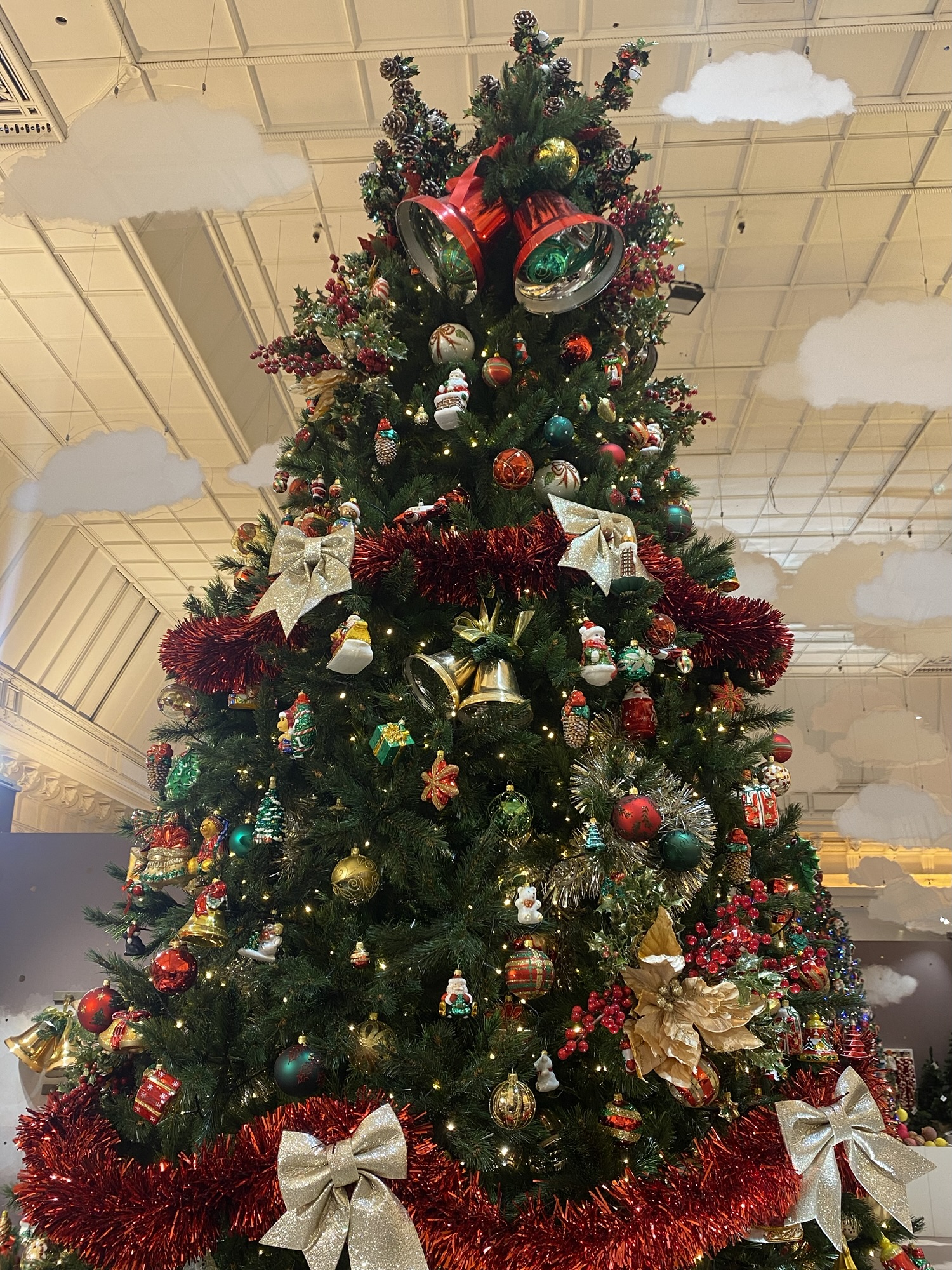 Festive Christmas tree at the Bon marché in Paris