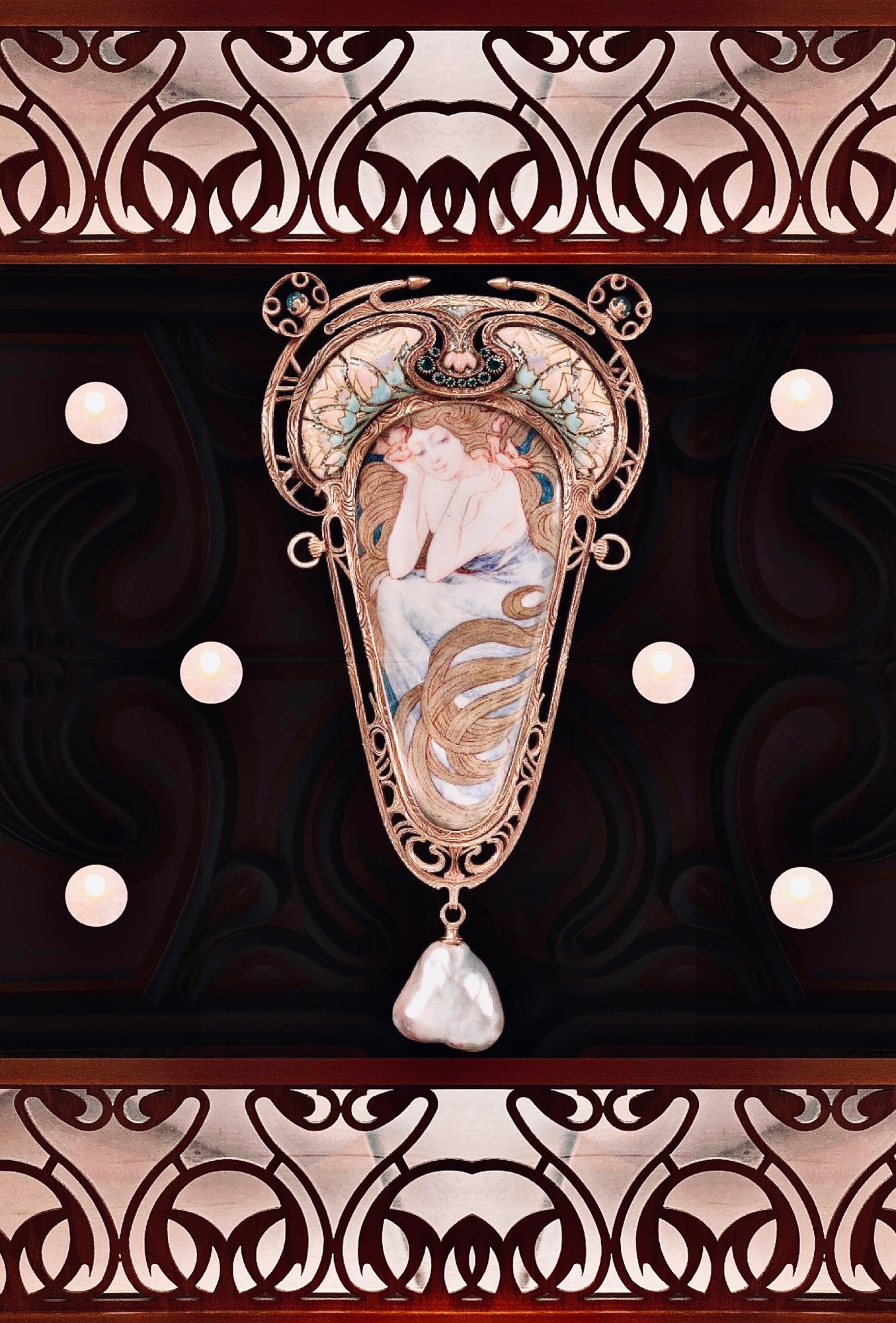 Art nouveau femininity